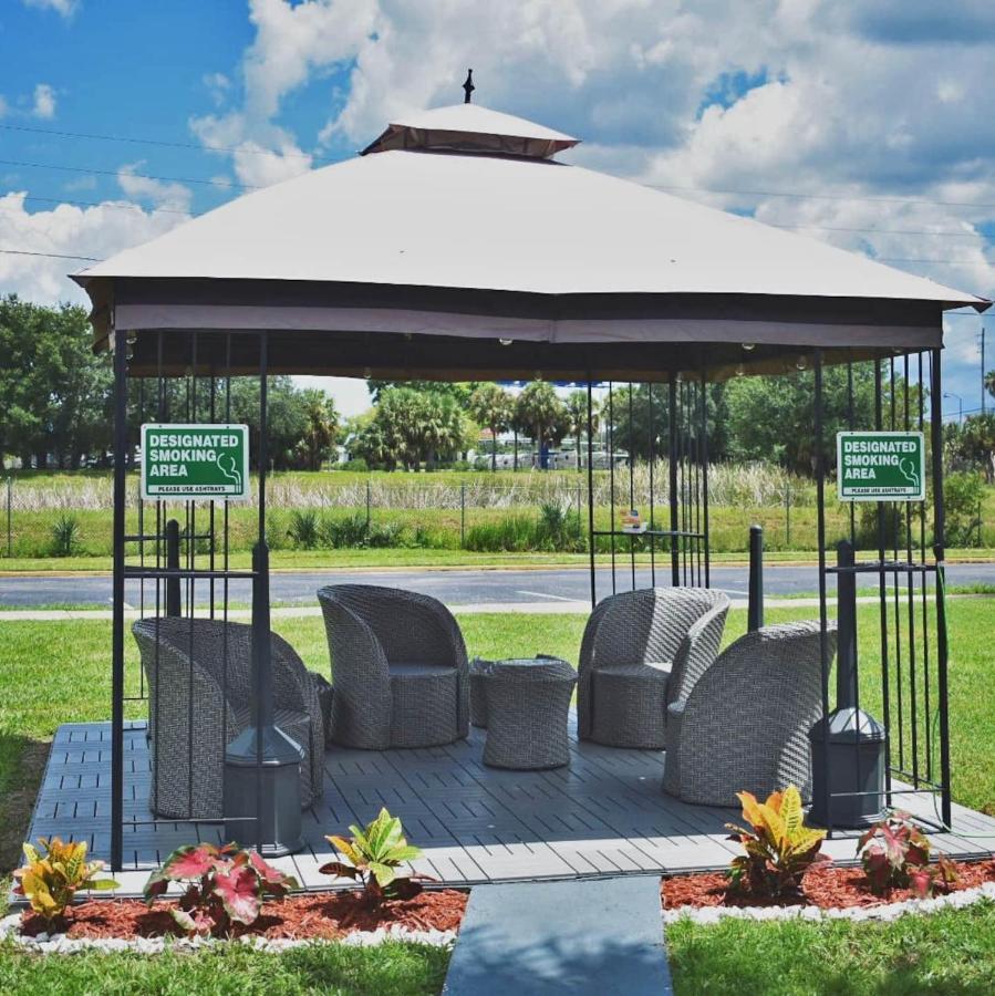 A & S Vacation Rooms Kissimmee Bagian luar foto